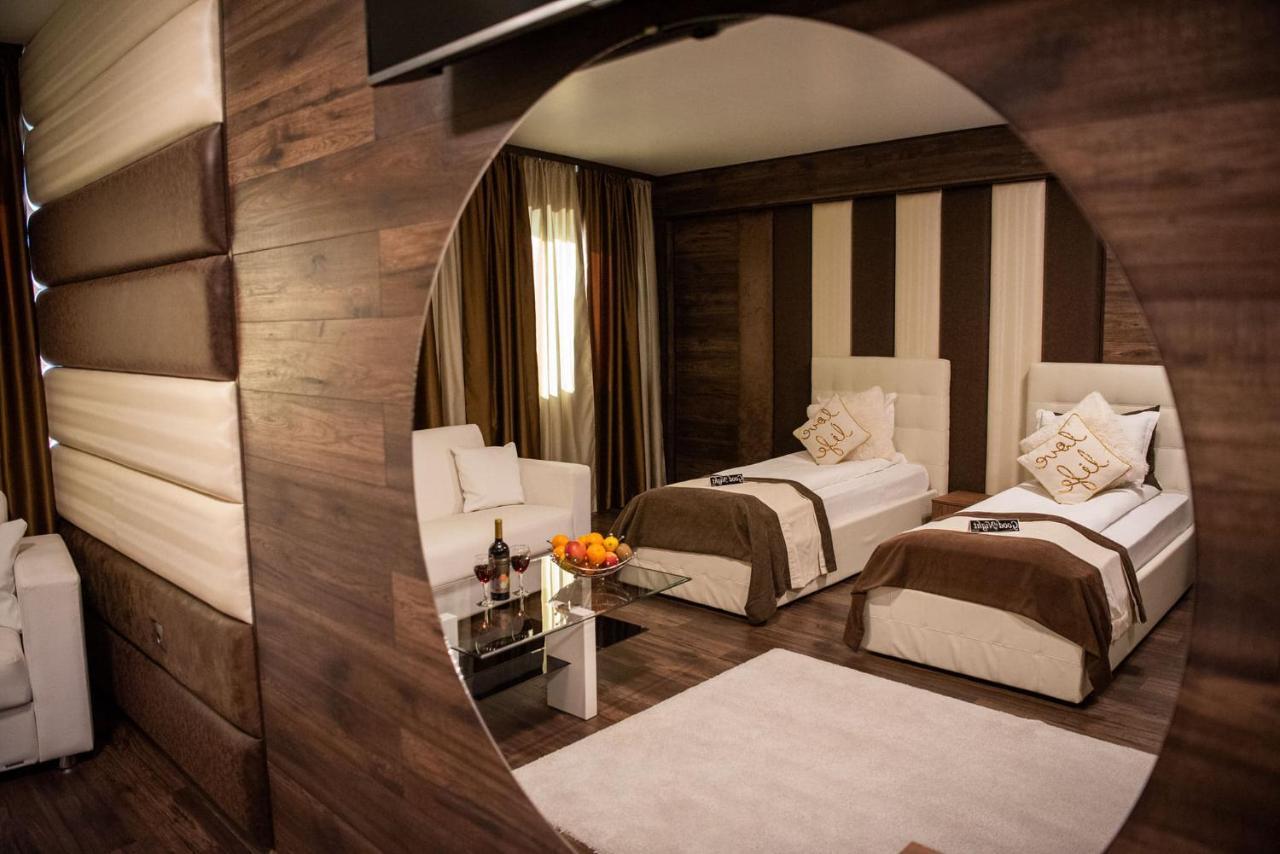 Acktion Deluxe Hotell Sjumen Eksteriør bilde